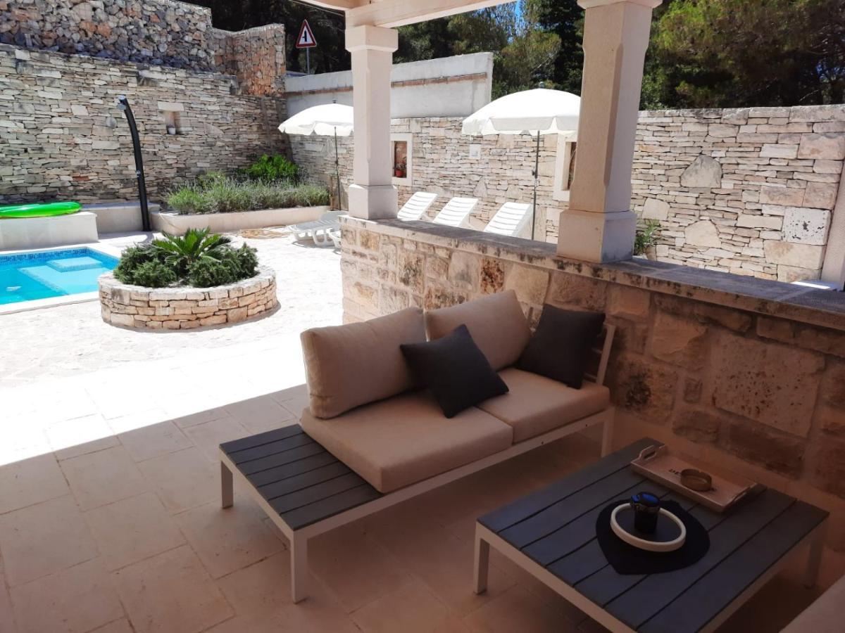 Villa Aries Supetar Εξωτερικό φωτογραφία